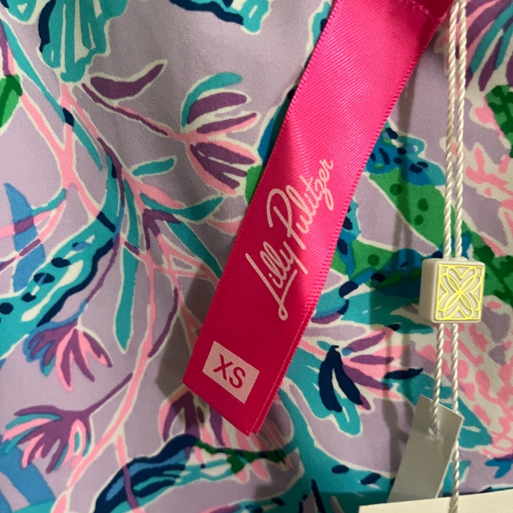 New Woman’s Luxletic Lily Pulitzer Reversible Active Tank XS Seacret Escape - Picture 4 of 6